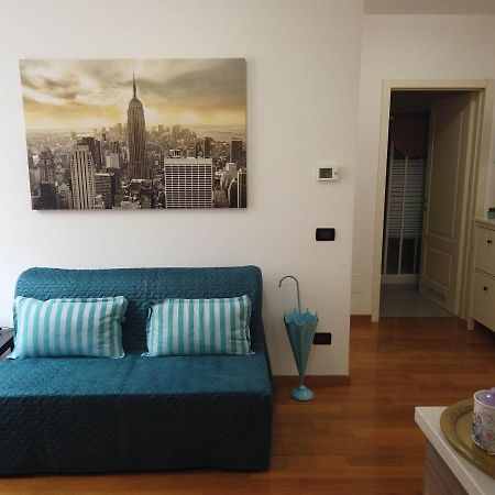 Magenta Centre Economy Apartman Genova Kültér fotó