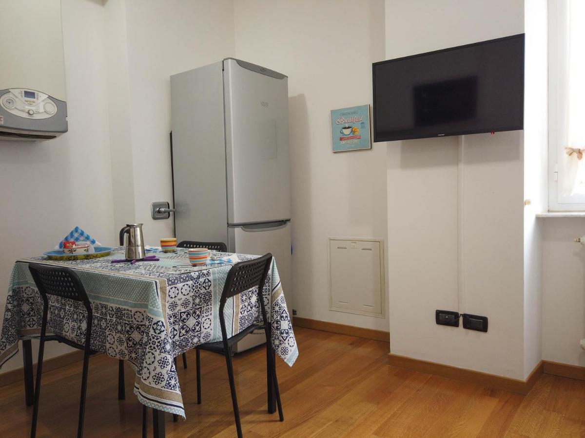 Magenta Centre Economy Apartman Genova Kültér fotó